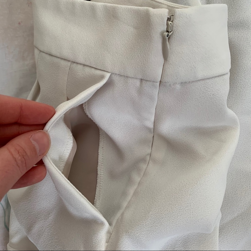 Express Crisp White Polyester Pleated Shorts - image 5